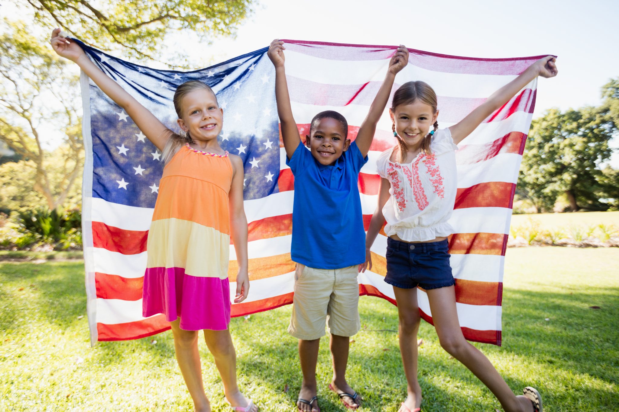 is sharis open on 4th of july